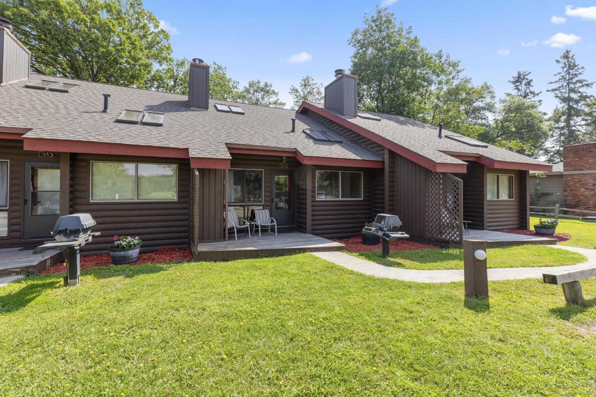 The Lodges At Breezy Point Exterior photo