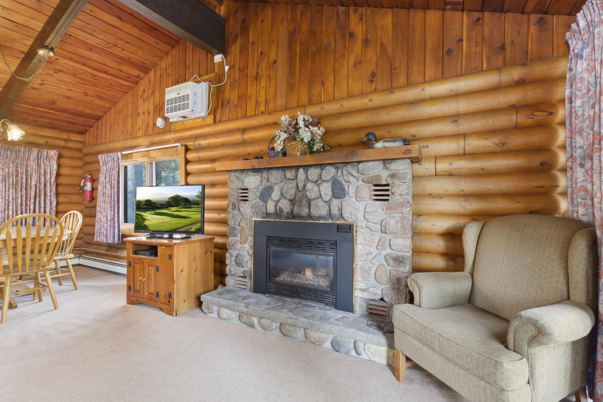 The Lodges At Breezy Point Exterior photo